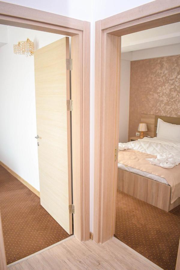 Casa Topaz Mamaia Nord Năvodari Екстериор снимка