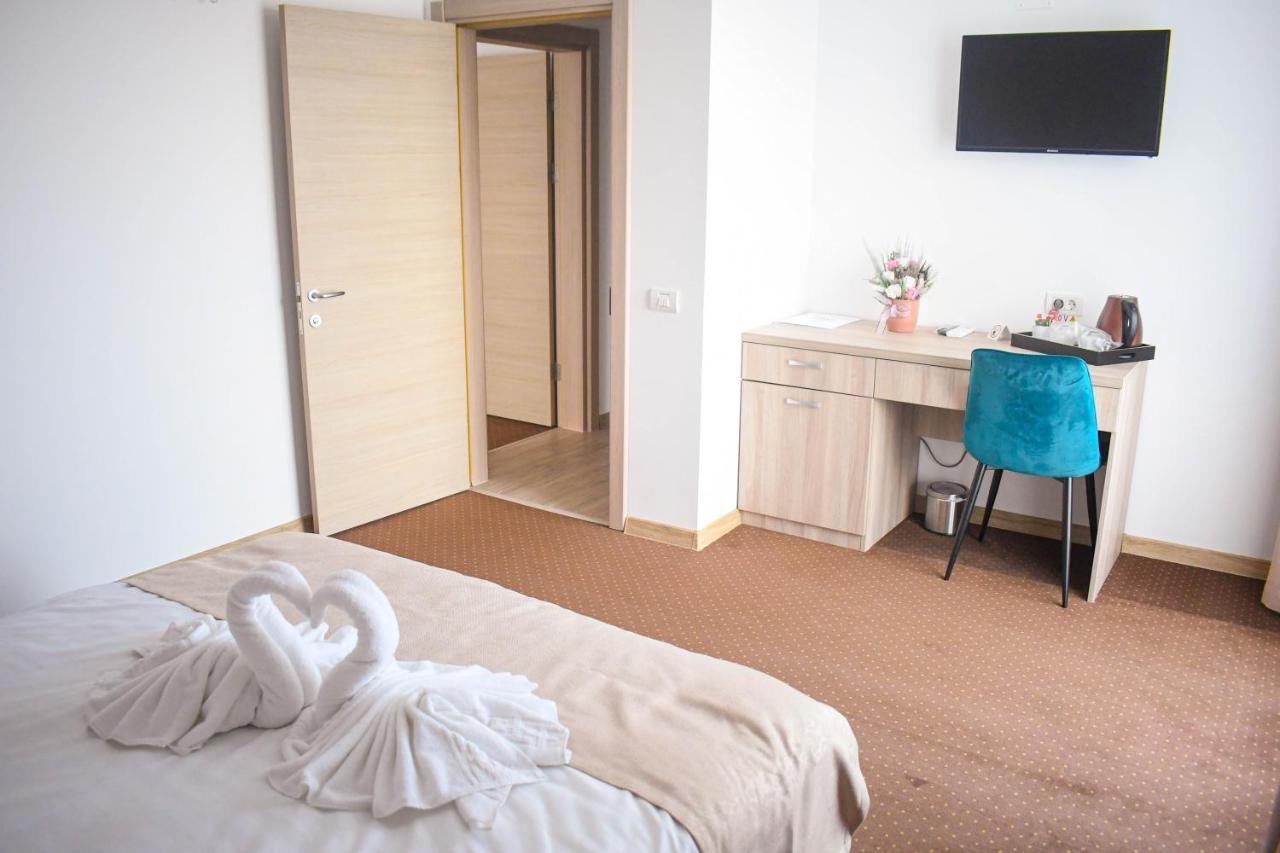Casa Topaz Mamaia Nord Năvodari Екстериор снимка